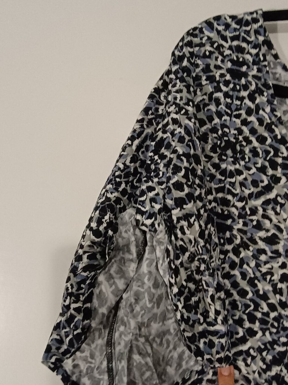 NWT Evans Size 18 Mandalay Print High Low Midi Dress Blue Black Animal Print Tie - Picture 10 of 10
